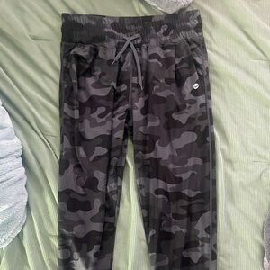 Senita Athletics Women’s Black Camouflage Cargo Pants